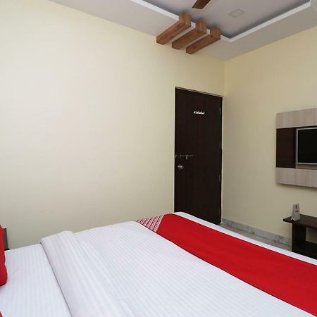 Hotel Oyo 27750 Bhagwati Residency Mirzāpur Exteriér fotografie