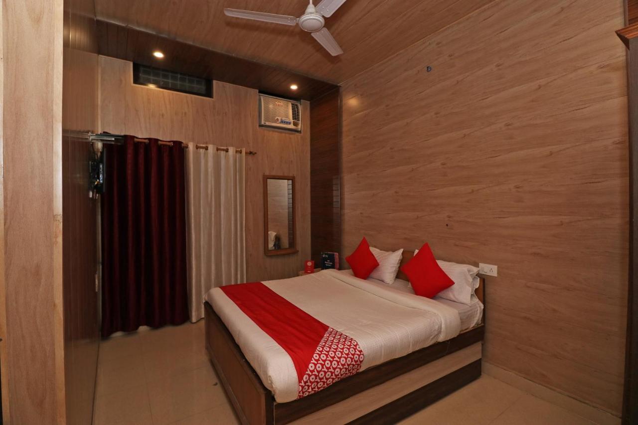Hotel Oyo 27750 Bhagwati Residency Mirzāpur Exteriér fotografie