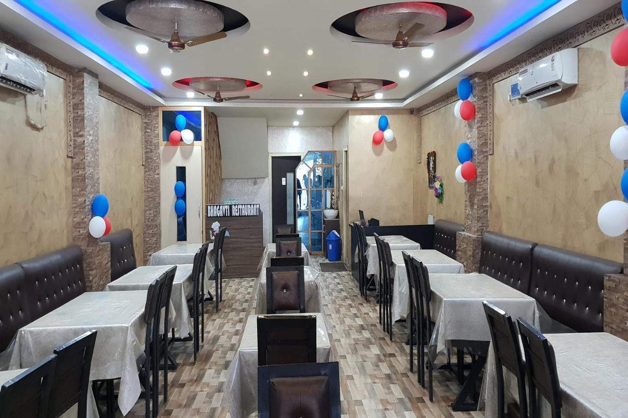 Hotel Oyo 27750 Bhagwati Residency Mirzāpur Exteriér fotografie